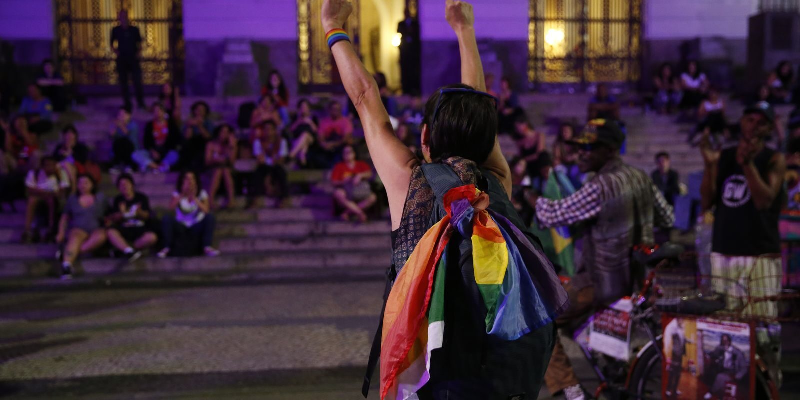 Dia Nacional do Orgulho Lésbico: movimento exige saúde integral no SUS, trabalho digno e combate à violência