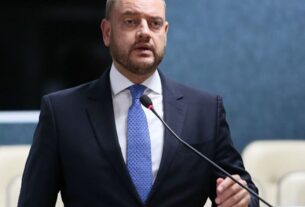 Governo do Rio exonera 6,1 mil comissionados e projeta economia de R$ 221 milhões até dezembro