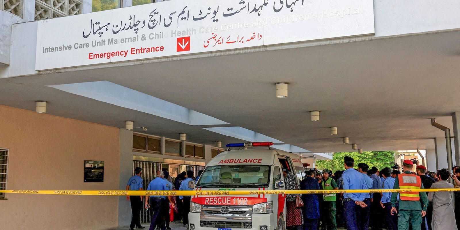 Incêndio em hospital de Islamabad mata pelo menos 14 recém‑nascidos; governo abre investigação