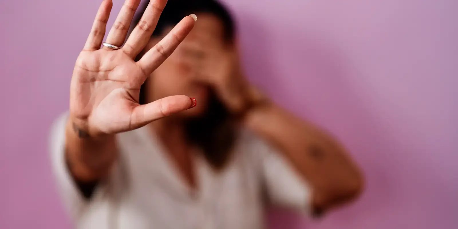 Delegacia Digital agiliza registro de denúncias de violência contra a mulher no Rio de Janeiro