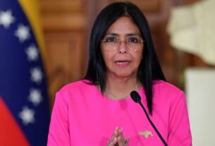 Venezuela confirma acordo petrolífero com os EUA para desenvolver 65 bilhões de barris; investimento previsto supera US$100 bilhões