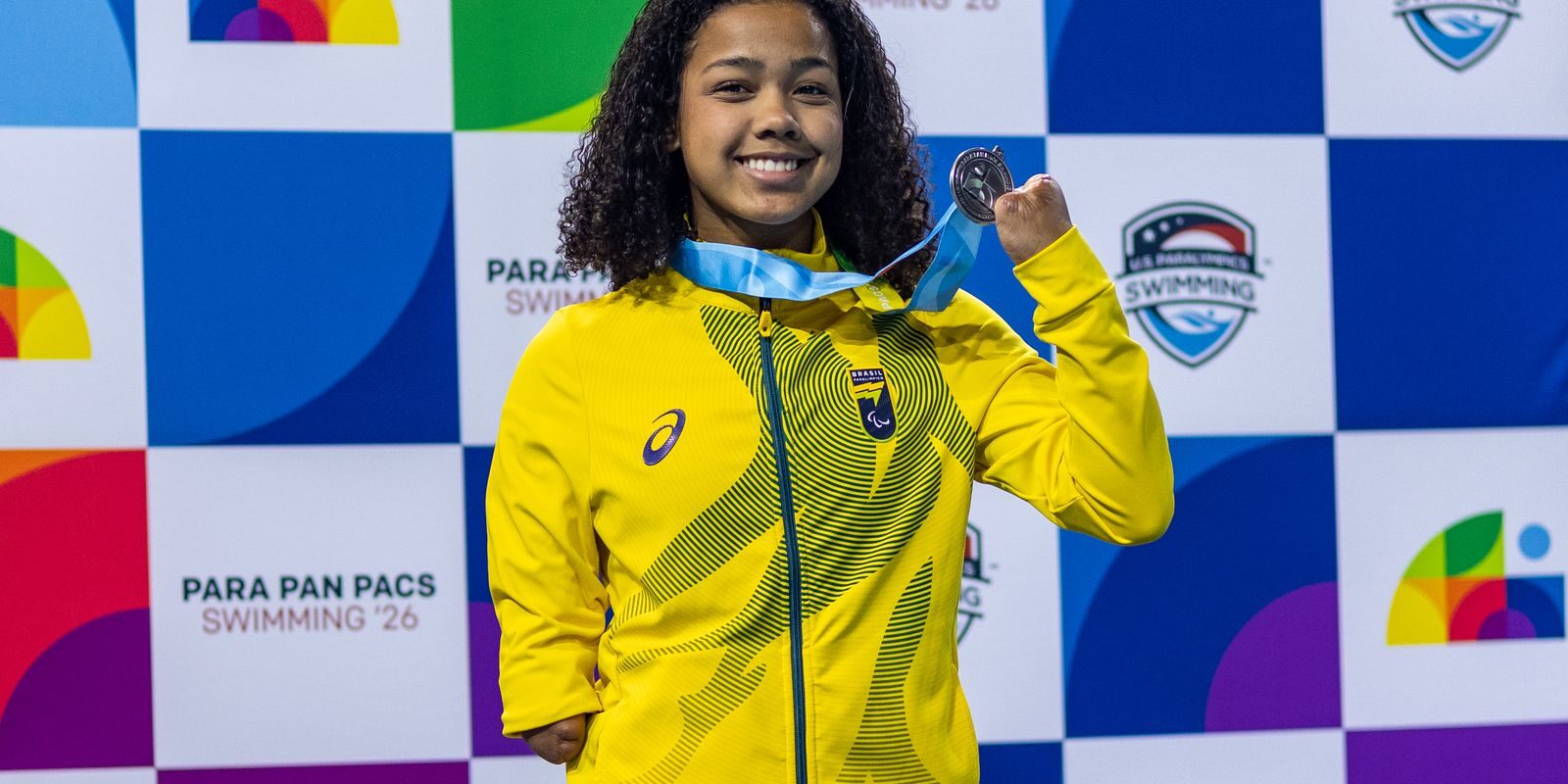 Parapan-Pacífico: Alessandra Oliveira estabelece recorde mundial nos 100 m peito; Brasil conquista sete medalhas no dia