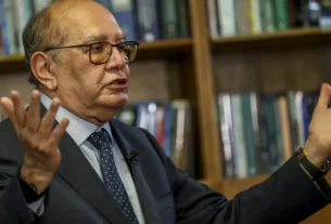 Gilmar Mendes pede vista e aponta risco de desequilíbrio eleitoral no afastamento de diretores da Polícia Federal