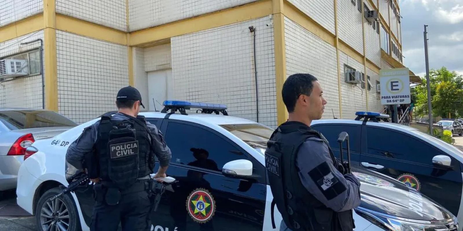 Polícia Civil do Rio cumpre cinco mandados contra venda online de medicamentos abortivos