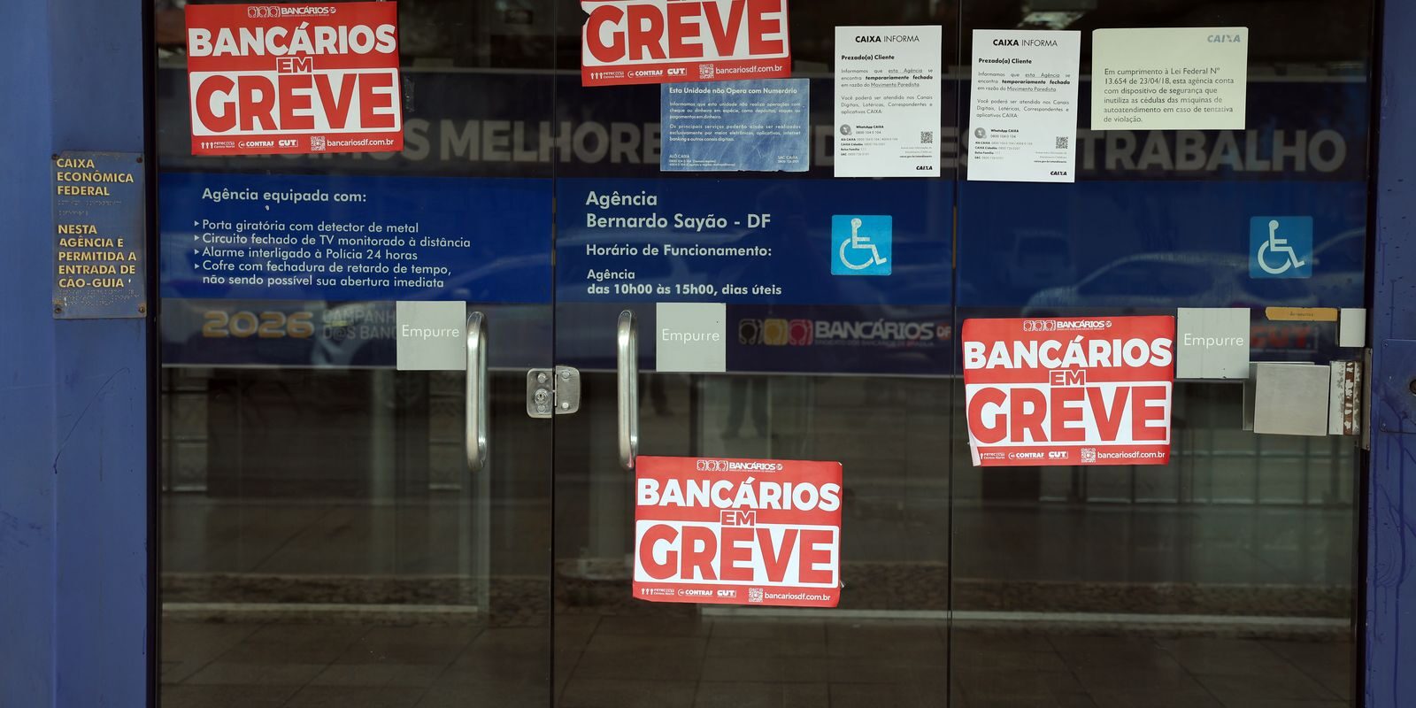 Bancários da Caixa rejeitam proposta final e mantêm greve nacional por tempo indeterminado