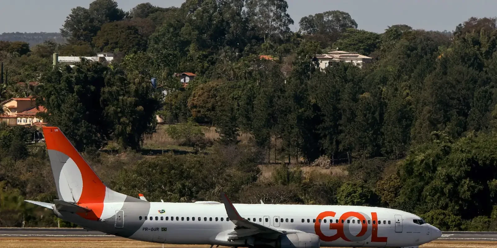 Avião da GOL (G3 1433) faz pouso de emergência em Goiânia e voo para Congonhas é cancelado