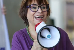 Viva Maria completa 45 anos: programa de Mara Régia que transformou a voz das mulheres no rádio
