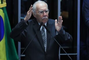 José Sarney, 96, é internado em São Luís com quadro de pneumonia; estado estável
