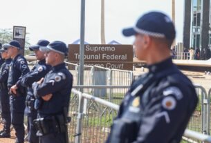 STF inicia sessão extraordinária para decidir sobre investigação criminal contra Alexandre de Moraes