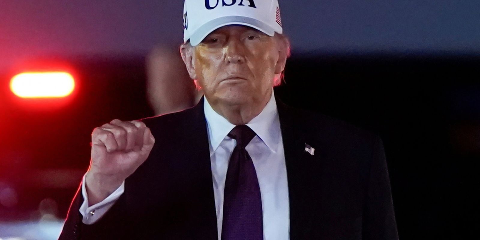Trump afirma em relatório ao Congresso que Brasil não venceu PCC e CV e pede ação urgente