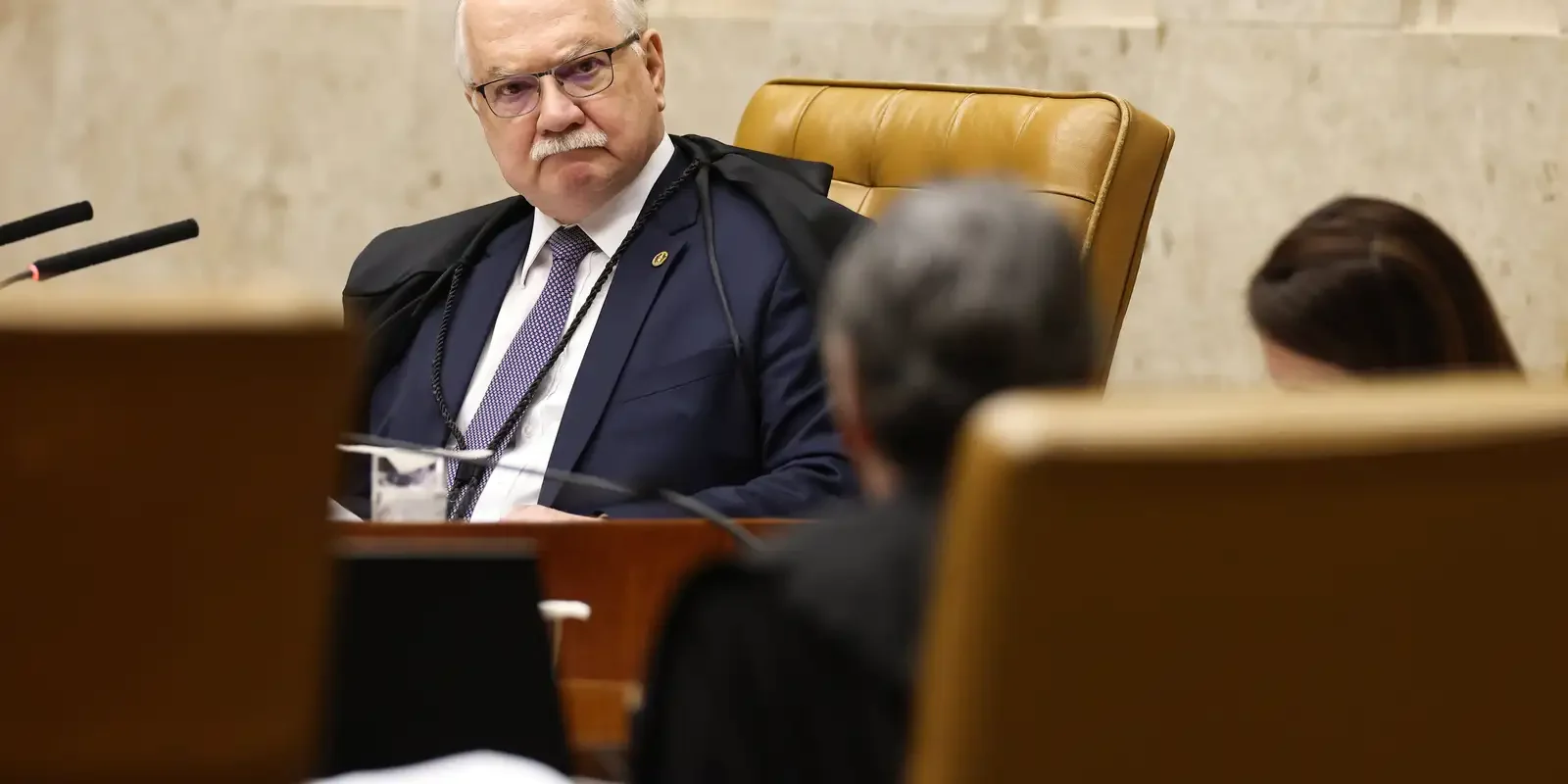 Fachin retira da pauta julgamento sobre atuação de André Mendonça no caso Master
