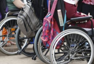 Analfabetismo entre jovens com deficiência é 12 vezes maior, aponta Censo 2022