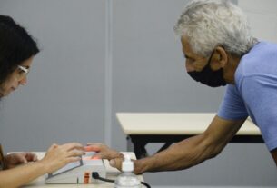Eleitores aposentados e pensionistas que votarem em outubro ficam dispensados da Prova de Vida
