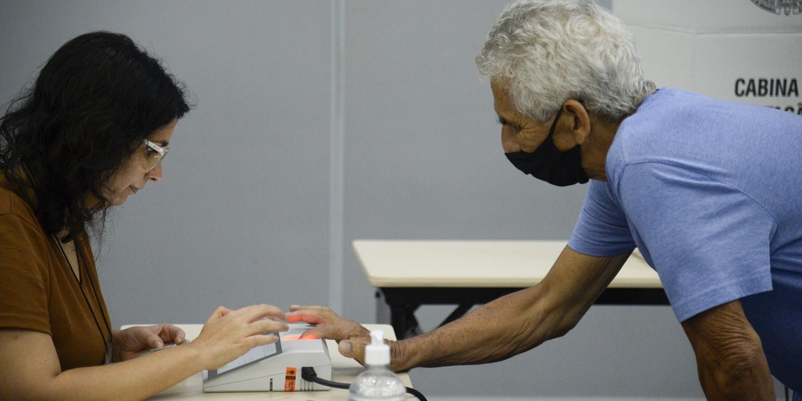 Eleitores aposentados e pensionistas que votarem em outubro ficam dispensados da Prova de Vida