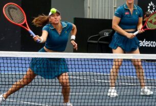 Luisa Stefani avança por W.O. e vai às semifinais do SP Open; Naná e Victória são eliminadas