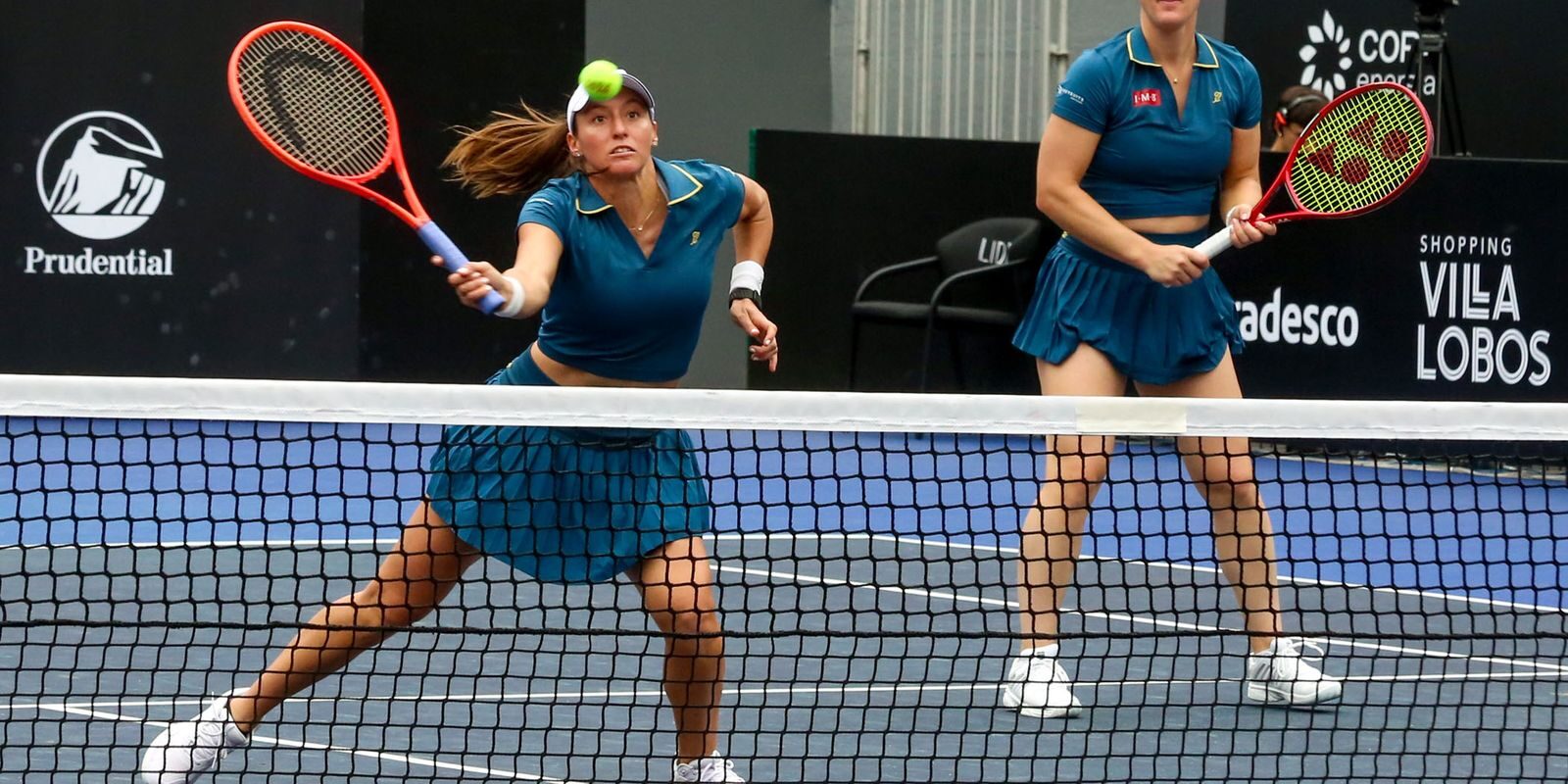 Luisa Stefani avança por W.O. e vai às semifinais do SP Open; Naná e Victória são eliminadas