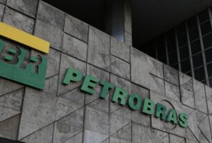 Petrobras batiza Starnav Elektra, primeiro navio do Programa Mar Aberto com tripulação 100% feminina