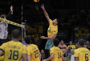 Brasil bate Argentina e garante vaga no vôlei masculino para Los Angeles 2028