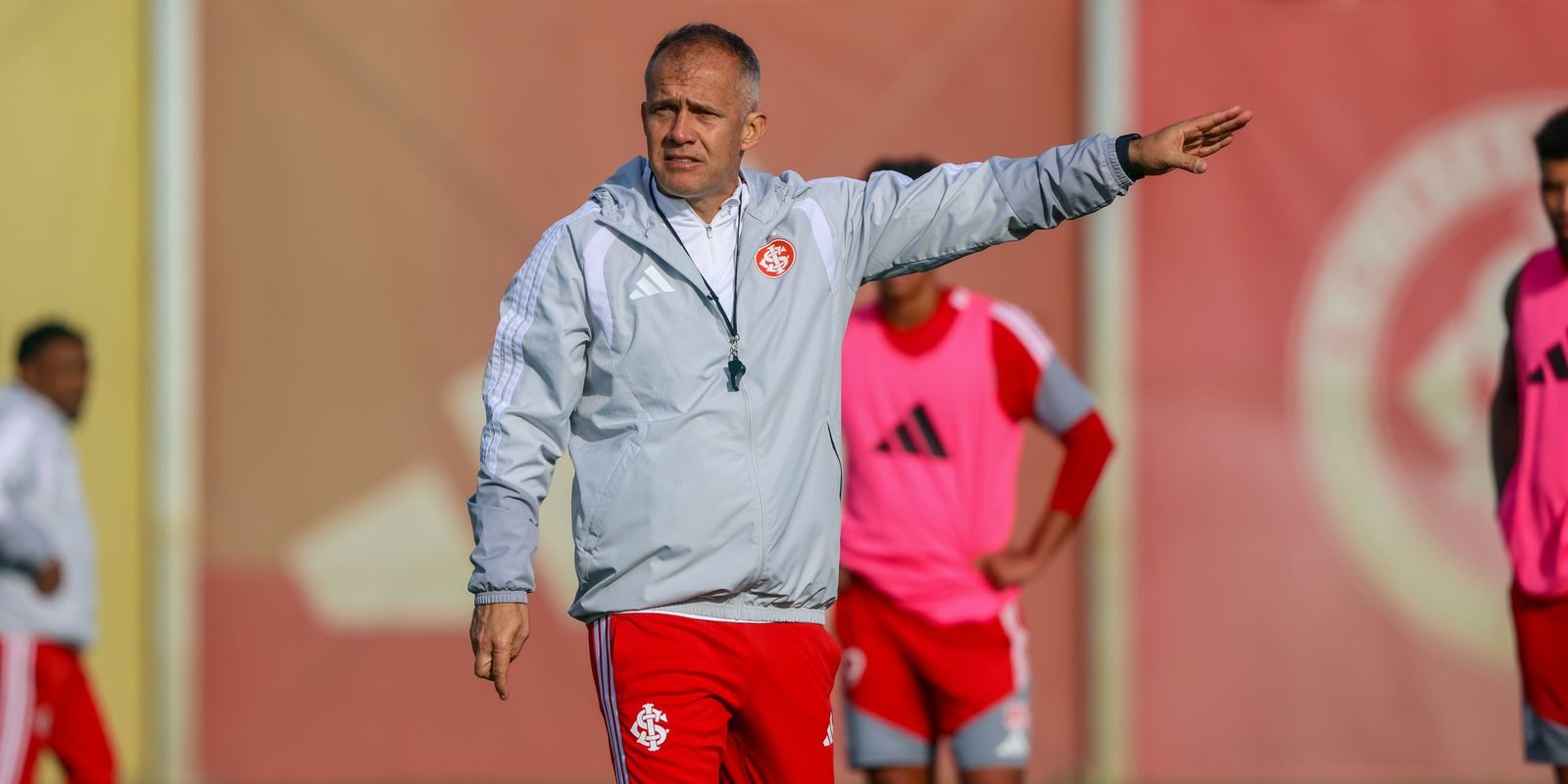 Eduardo Baptista é anunciado como novo técnico do Internacional até o fim da temporada
