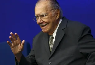José Sarney é internado no Sírio-Libanês para tratar pneumonia bacteriana