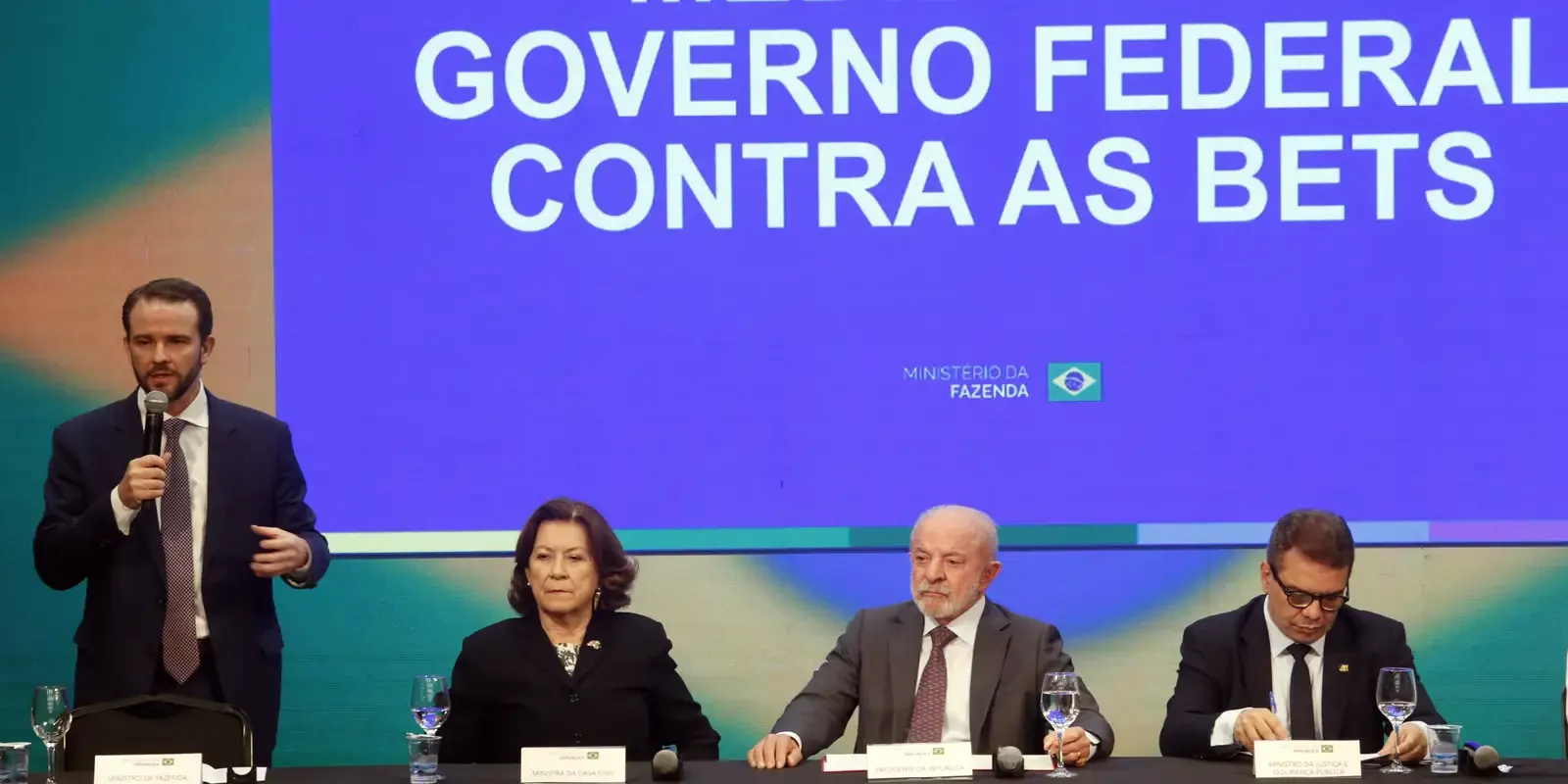 Durigan: bets que permanecerem no ar após 6 de outubro serão bloqueadas e terão recursos confiscados