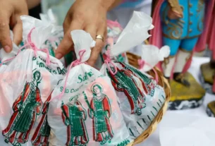 No Rio, famílias mantêm tradição de distribuir doces em homenagem a Cosme e Damião