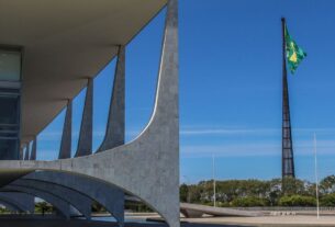 Prefeitos entregam carta a presidenciáveis com propostas para fortalecer pacto federativo e financiar cidades