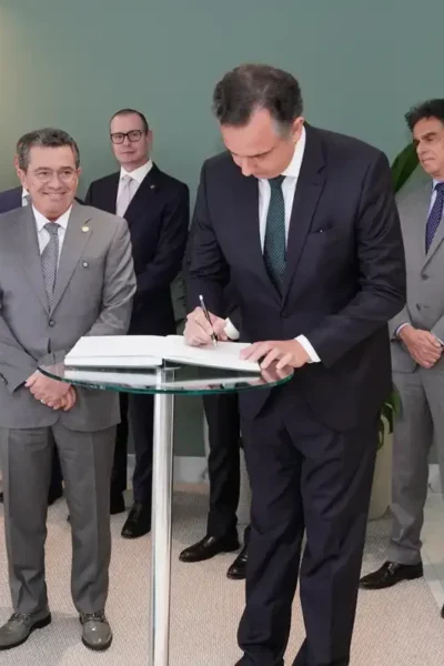 Rodrigo Pacheco é empossado como ministro do TCU