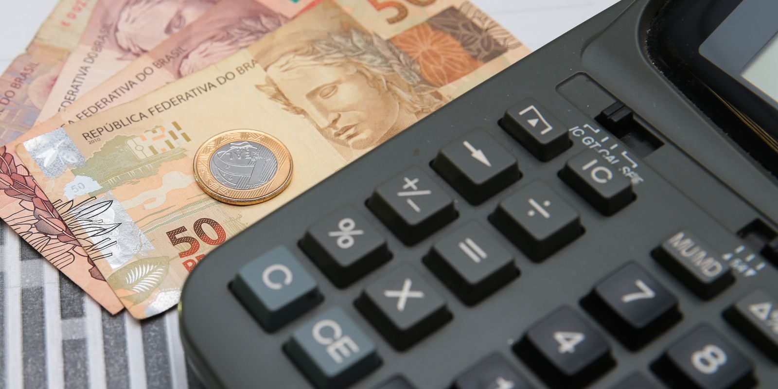 Governo projeta arrecadar R$ 636 bilhões com a nova CBS em 2027; Senado deve fixar alíquota até 15/12