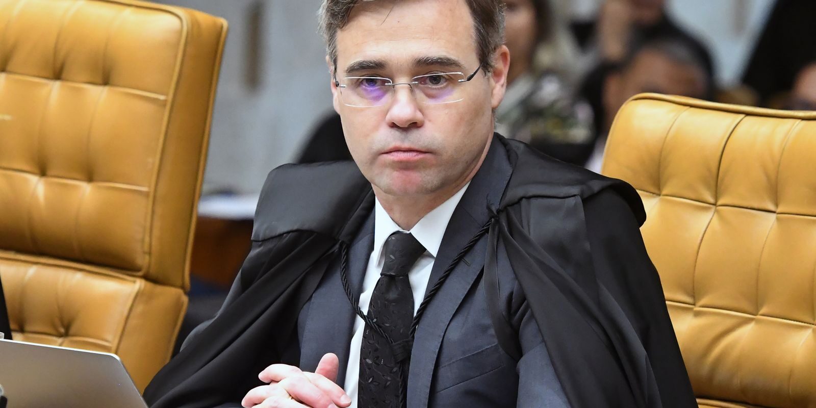 André Mendonça confirma encontro único com Daniel Vorcaro em março de 2025
