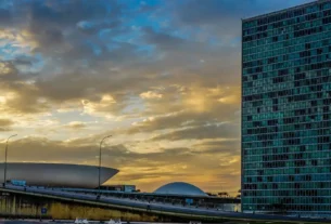 Senado adia votação da PEC que acaba com a escala 6x1 após obstrução da oposição