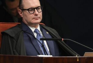 Zanin pede apuração e responsabilização após Dallagnol anexar dados fiscais ao registro de candidatura