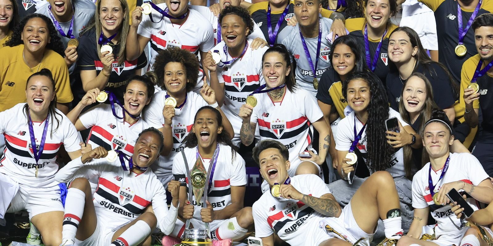 São Paulo é campeão inédito do Brasileiro Feminino 2026 ao segurar Corinthians no Morumbi