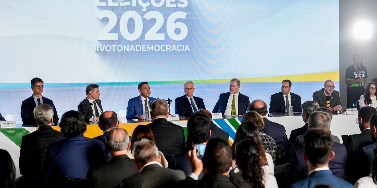 TSE diz que congestionamento no sistema de dados causou atraso de cerca de uma hora na apuração do 1º turno